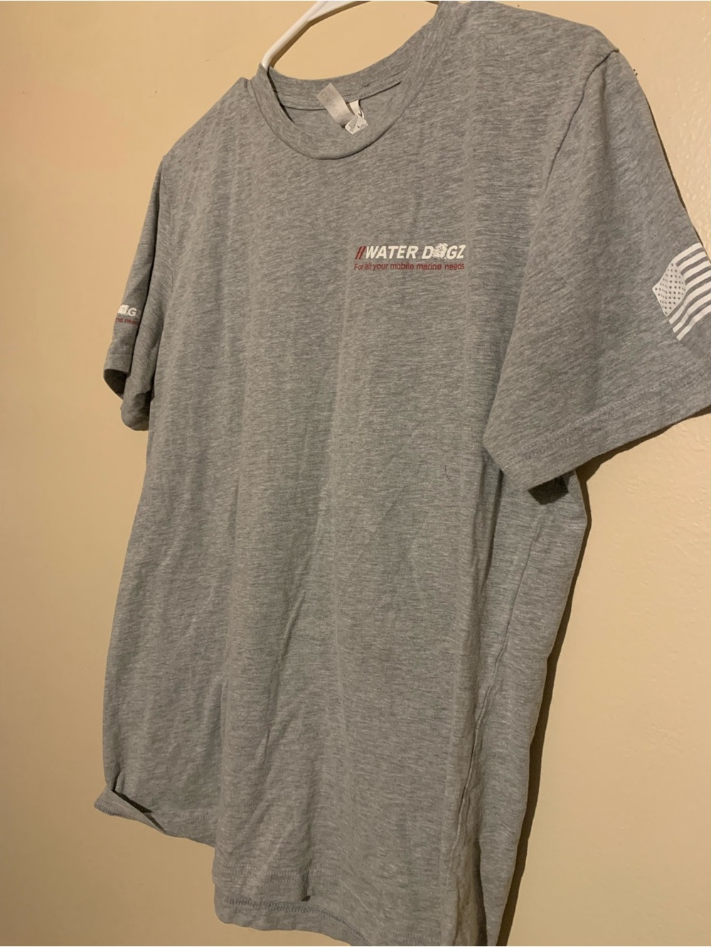 Men’s Gray Short-Sleeve Logo T-Shirt